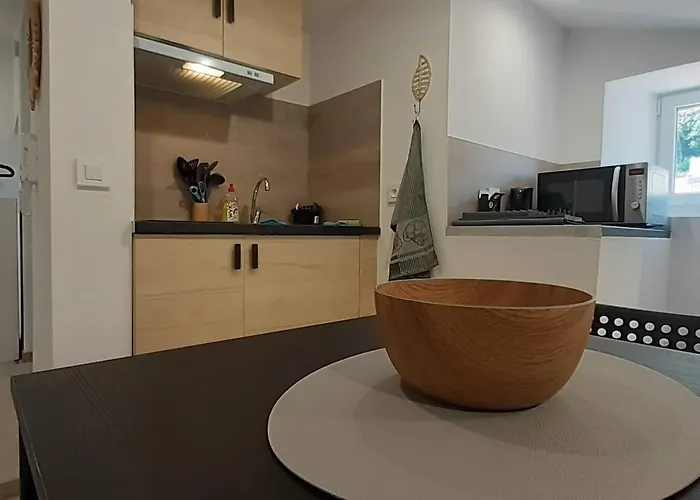 Refait A Neuf, Aux Mees, A 20min De Dignes Apartment Les Mees