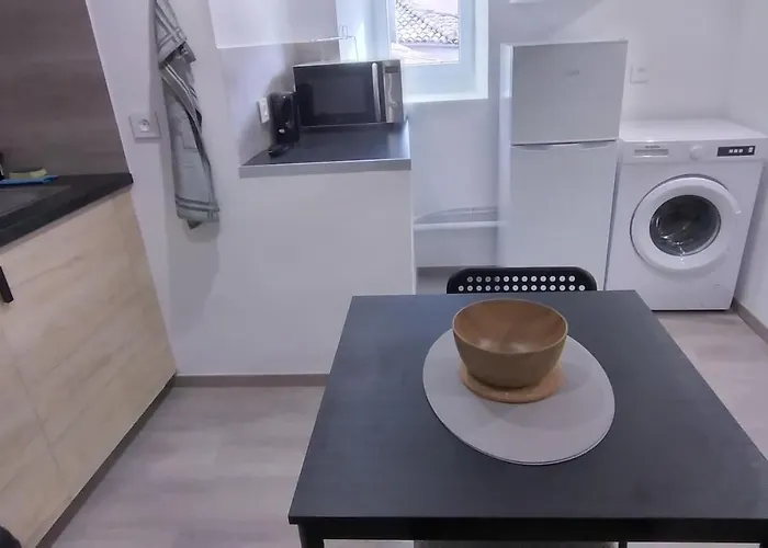 Refait A Neuf, Aux Mees, A 20min De Dignes